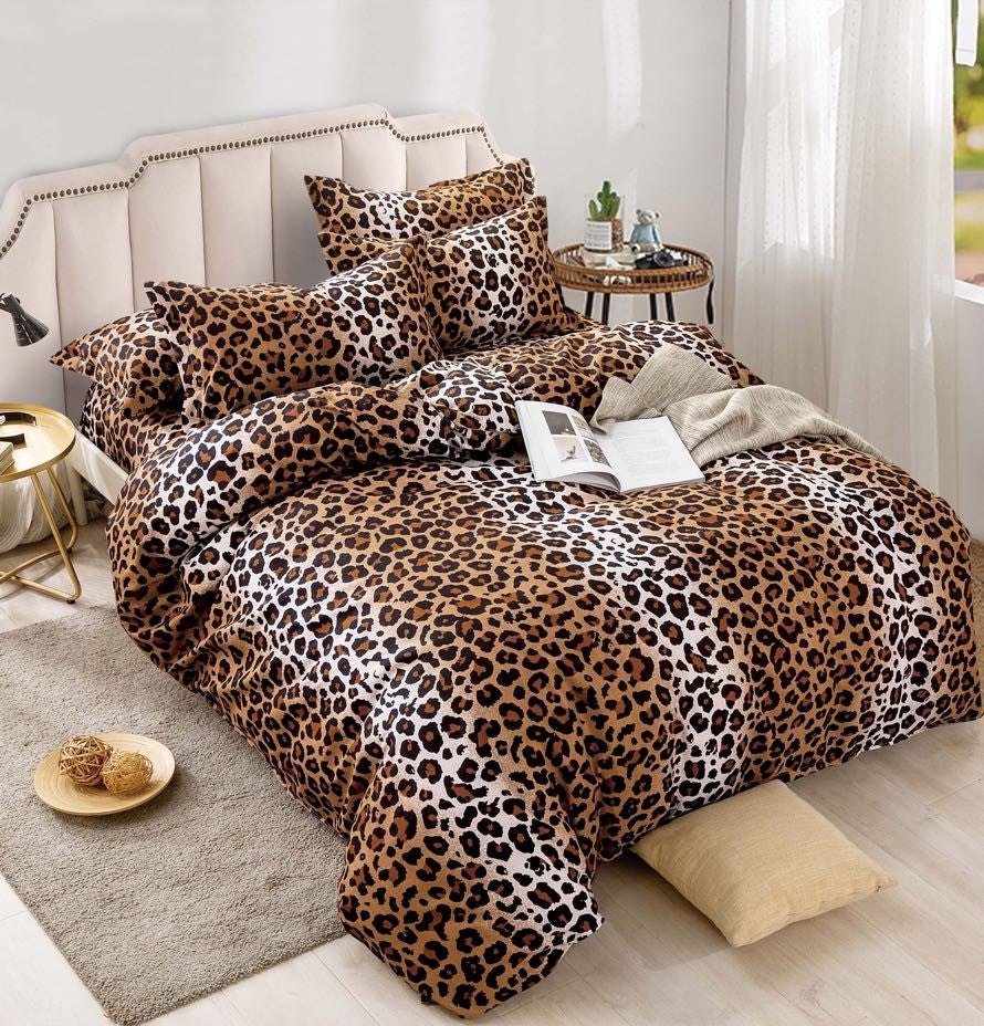 Set Lenjerie de Pat din Bumbac Tip Finet, Fără Elastic – 6 Piese – Leopard Maro
