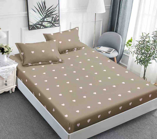 Husă de Pat cu Elastic din Finet + 2 Fețe de Pernă – Set 3 Piese, 180x200 cm – Inimioare Bej